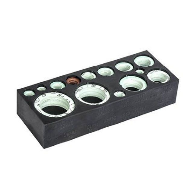 BOÎTE DE JOINTS +GF+ A/HOUSSE
ART. 767.944.015
(COMPRENANT 225 JOINTS 3/8" - 2")