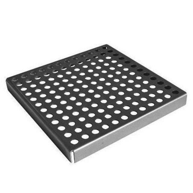 LOCHROST  MIT RUNDLOCH   CR-NI
150 X 150 MM